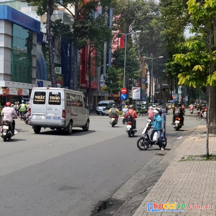 Lô góc 2 mặt tiền ngô gia tư ngay nguyễn tri phương,dt: 4.2x17m, 7t + thang máy, 40.8 tỷ