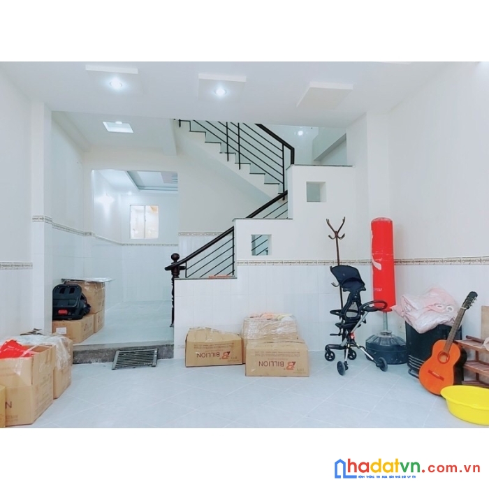 Bán nhà hxh hẻm 493a cách mạng tháng 8 quận 10 40m2 3 tầng 5 tỷ 7