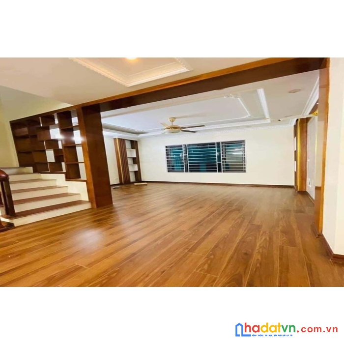 Bán nhà trường chinh, đống đa, 40m2, 5 tầng, mt 4m, xem nhà miễn phí