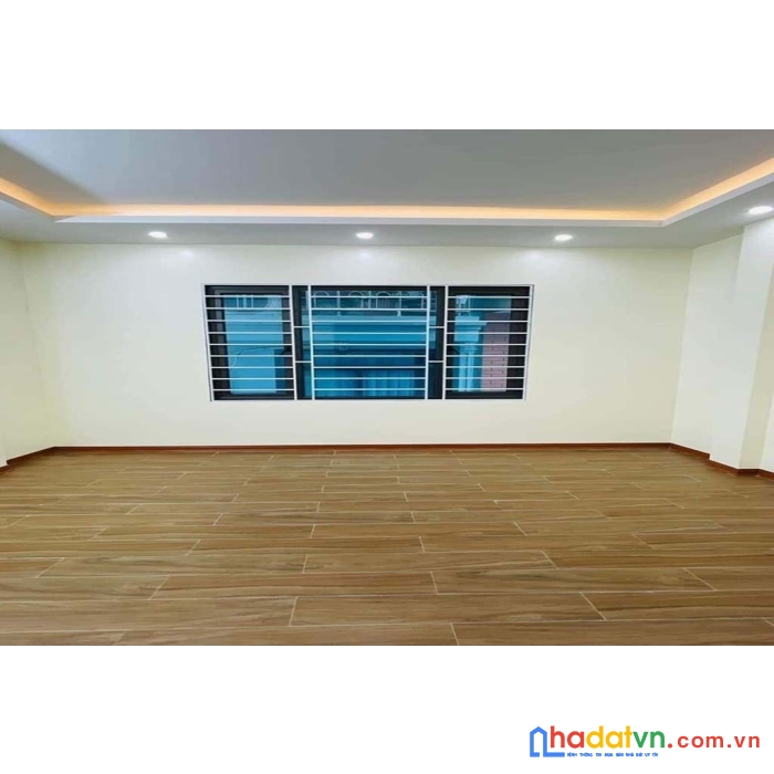 Bán nhà trường chinh, đống đa, 40m2, 5 tầng, mt 4m, xem nhà miễn phí