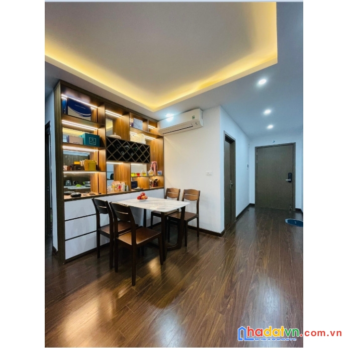 Căn đẹp nhất tòa  imperia garden nguyễn tuân, vị trí đẹp, có slot để ô  tô riêng,lh 0886981095
