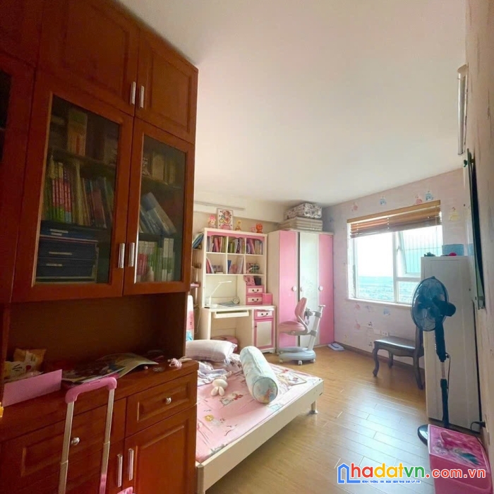 Bán gấp căn hộ cc tòa v3 cc victoria văn phú, dt 112 m2t34 . 3n. giá 3.25 tỷ.