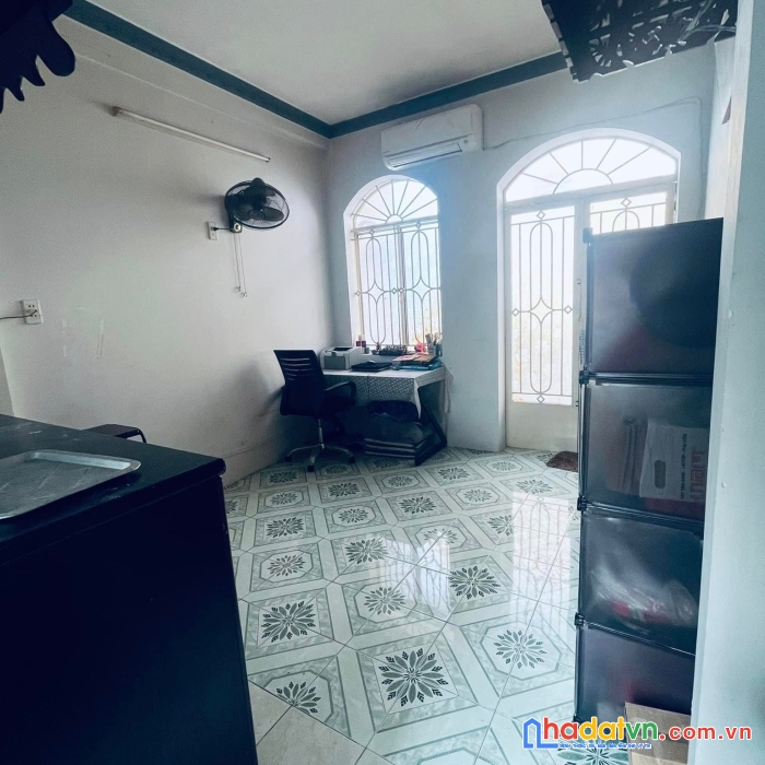 Siêu phẩm nhà đẹp q10, hẻm 3m an ninh, gần mt vĩnh viễn, 3 tầng, 3pn, cn đủ 27m2, 4.1 tỷ