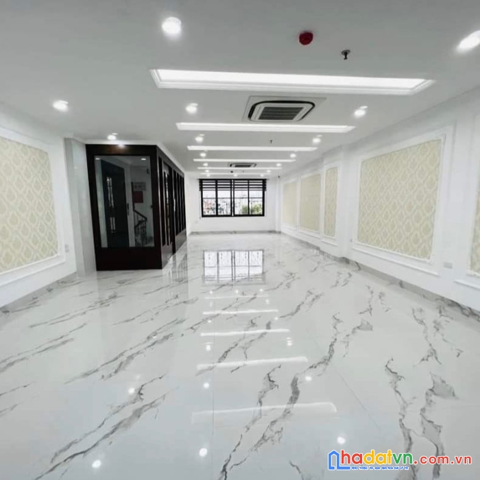 Bán nhà đống đa, phố thái hà 80m, 8 tầng, mt 8.3m. giá: 24.5 tỷ