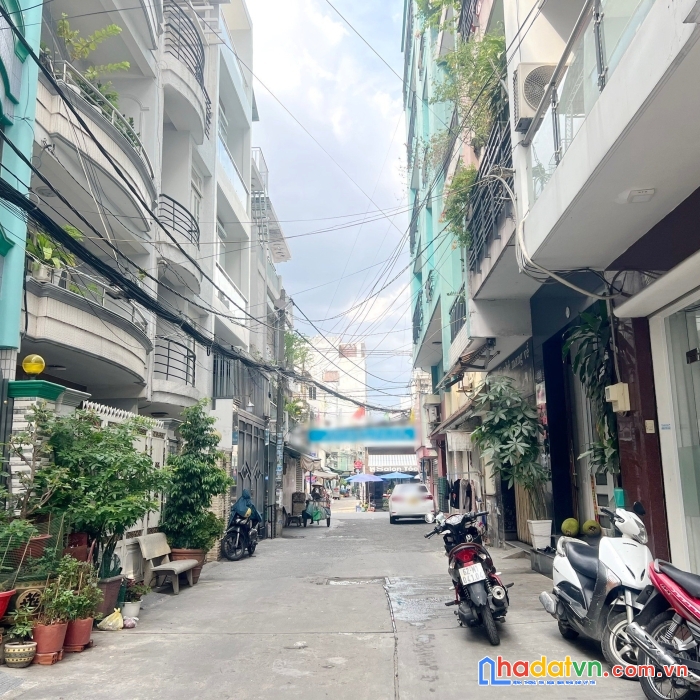 Nhà bán hẻm ô tô quay đầu nguyễn thị tần 4.6 x15.4m p2q8 11.8tỷ