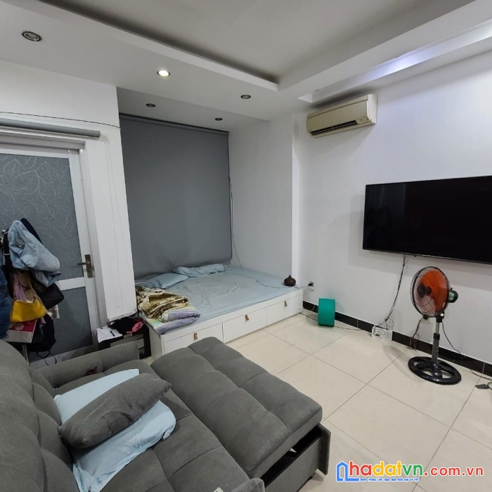 Giảm sâu 1.5 tỷ, nhà 4 tầng ngô tất tố, bình thạnh, sát bên quận 1, 2