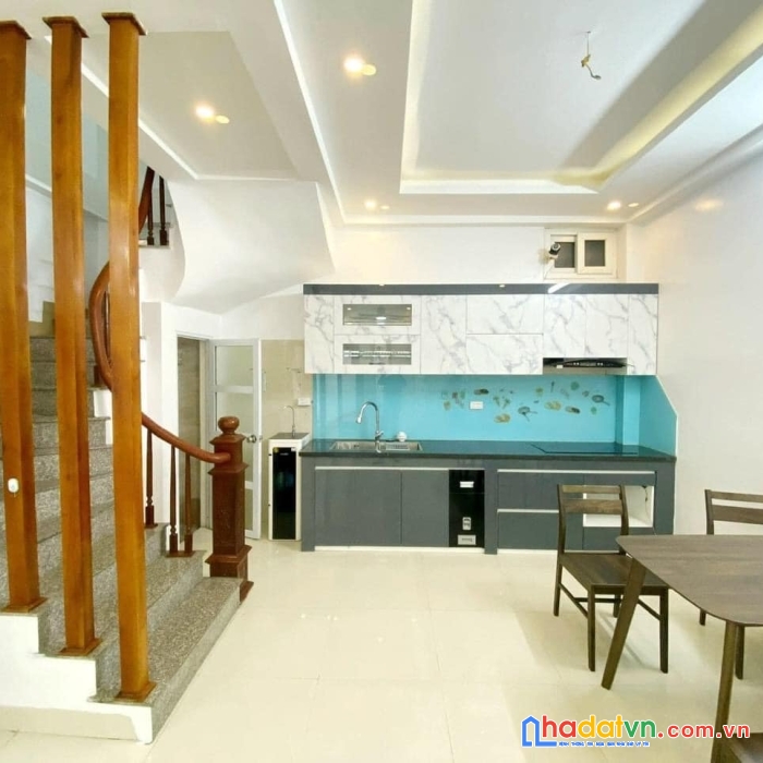 Bán nhà cầu giấy, 56m2 ô tô đỗ, mặt tiền 6m rộng, đẹp nhất phố, 11 tỷ