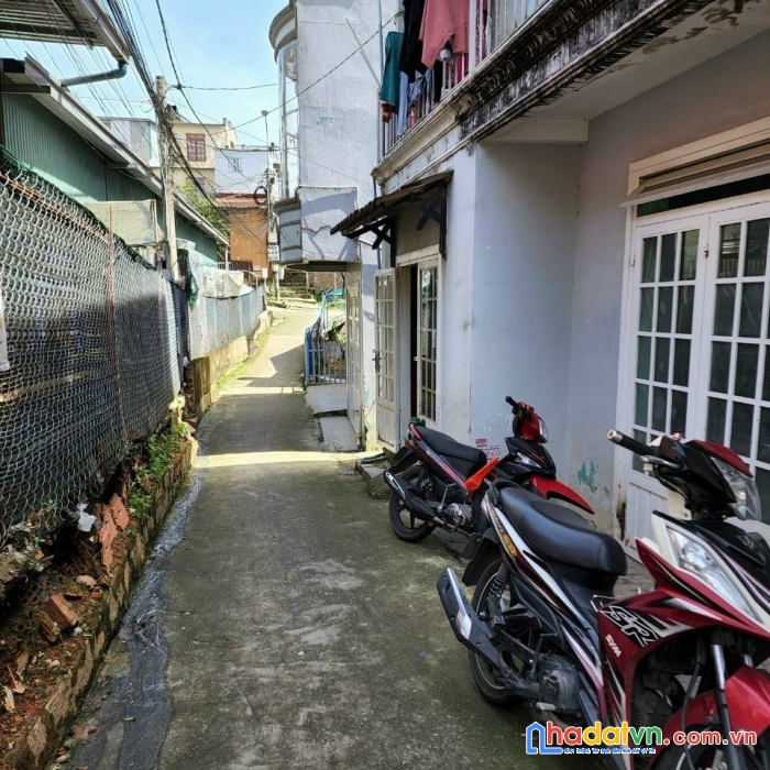 ( nhà giá rẻ sổ riêng ) chỉ 2.6 tỷ - sở hữu căn nhà hẻm ô tô tại ngô quyền, đà lạt