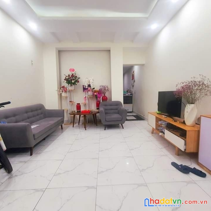 Bán gấp lạc trung, lô góc, kinh doanh, ô tô đỗ cửa 52m x 4t, giá chỉ 5 tỷ 0901753139