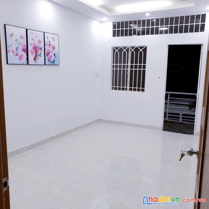 Siêu giảm giá nhà mặt tiền chợ chỉ hơn 5 tỷ có ngay nhà đẹp chưa tơi trăm triệu trên mét