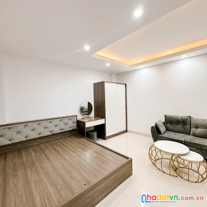 Bán nhà trọ 147 triều khúc, thanh trì, 80m2x8t, thang máy, mt6m, 27pkk, giá 13 tỷ