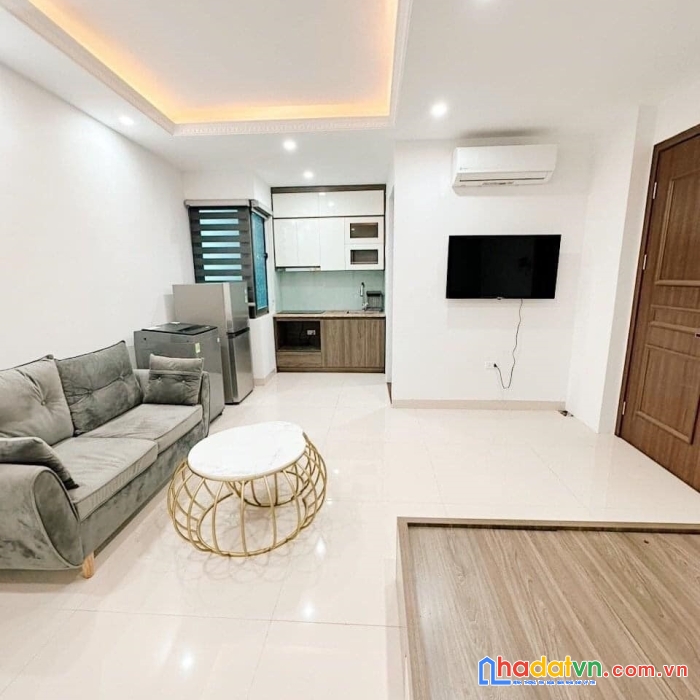 Bán nhà trọ 147 triều khúc, thanh trì, 80m2x8t, thang máy, mt6m, 27pkk, giá 13 tỷ