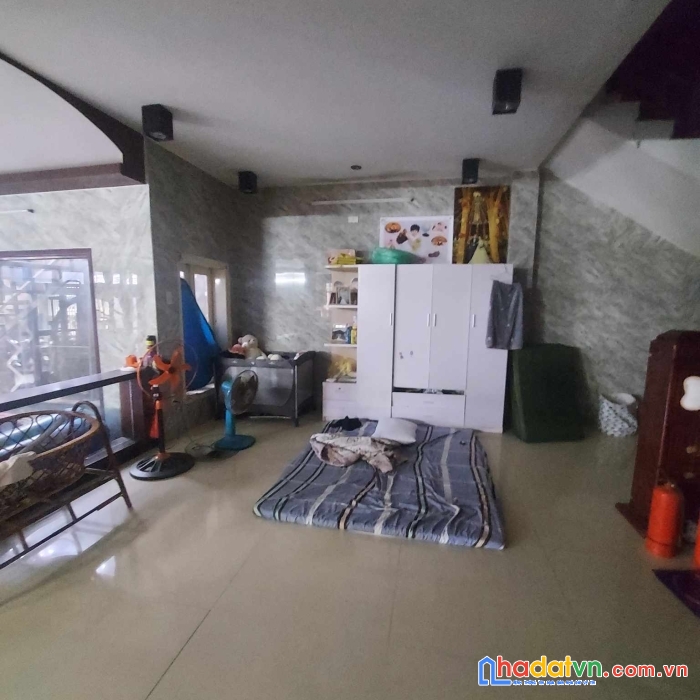 Nhà đường 2 tháng 9, 40m ra mt, ô tô thông, 174m2, 13 căn hộ