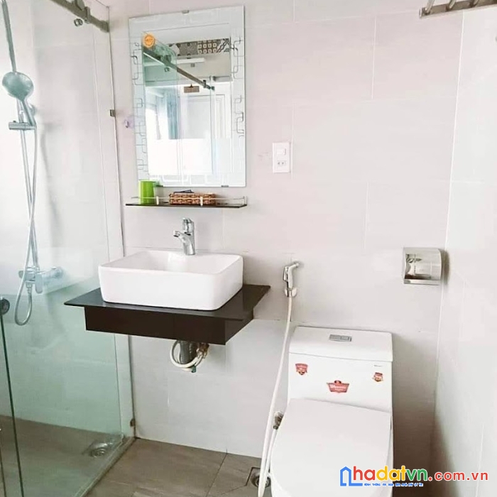 Trung tâm quận 7- chợ tân quy - ngang khủng hơn 10m - thích hợp xây biệt thự - villa - căn hộ cao