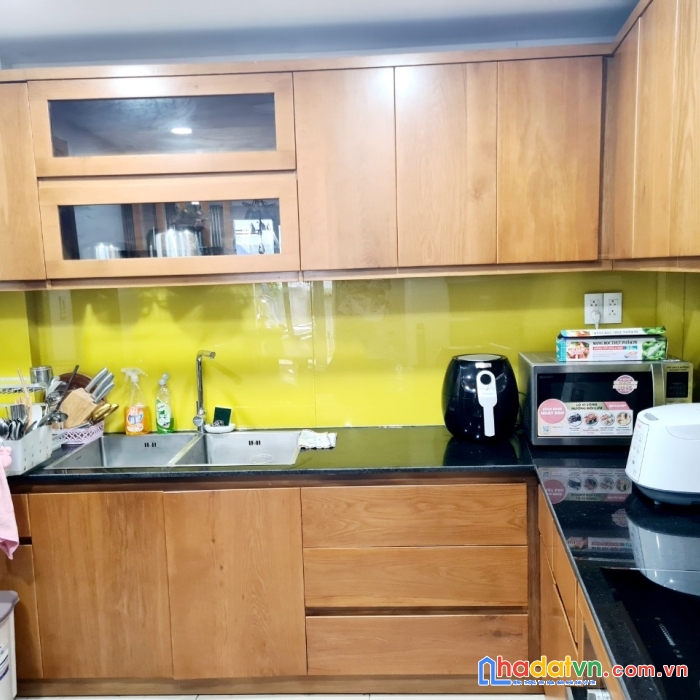 Tôi chủ nhà số 186/10 nguyễn thái sơn phường 4 hxh đỗ cổng 4.5tỷ