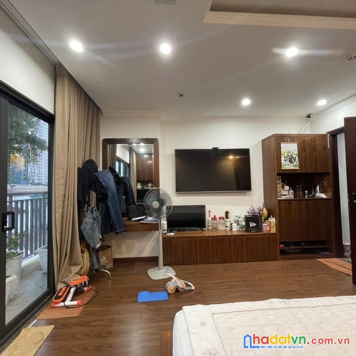 Căn hộ mini cầu giấy, 70m2, 9 tầng, thang máy, chỉ 15 tỷ, đang cho thuê 90tr/ tháng