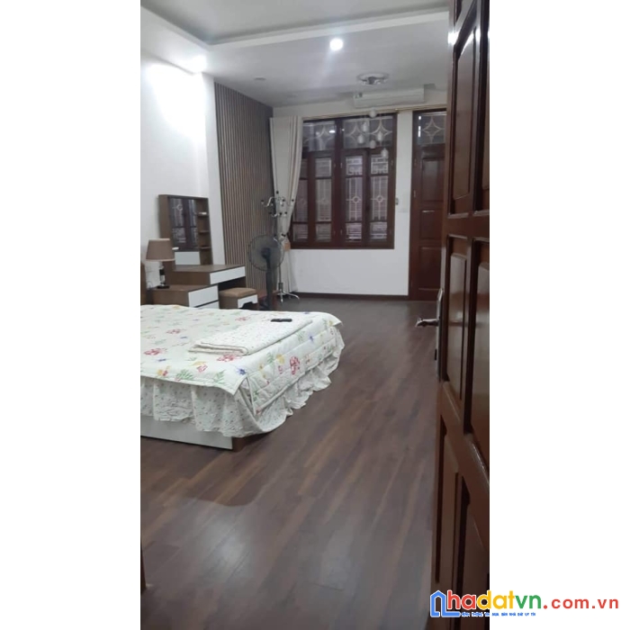 Bán nhà phố vũ thạch, đống đa 60m, 5 tầng, mt 4.3m. giá: 17.5 tỷ