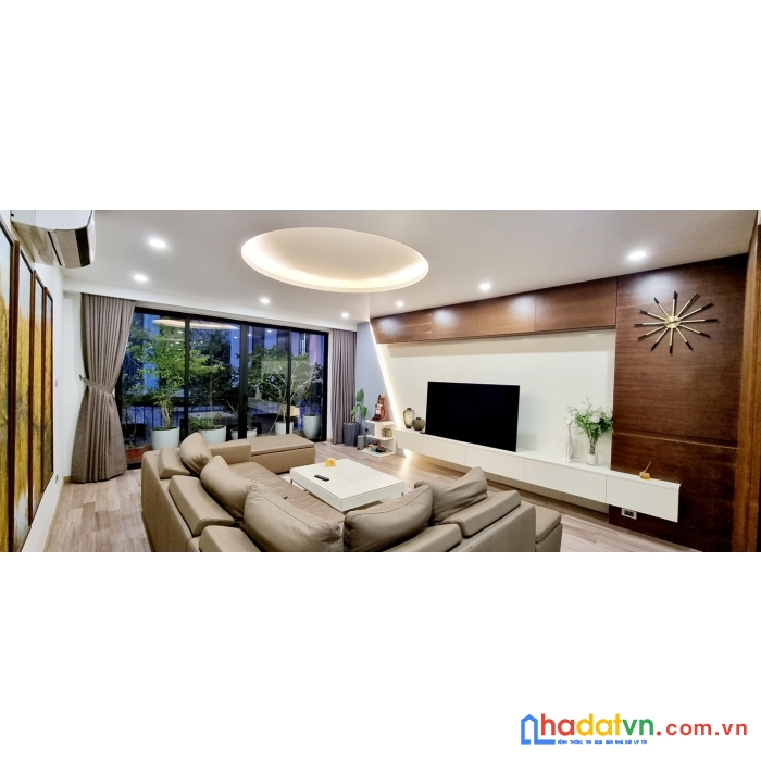 Bán nhà phố nguyễn văn huyên, cầu giấy 70m, 5 tầng, mt 4.5m. giá: 20 tỷ