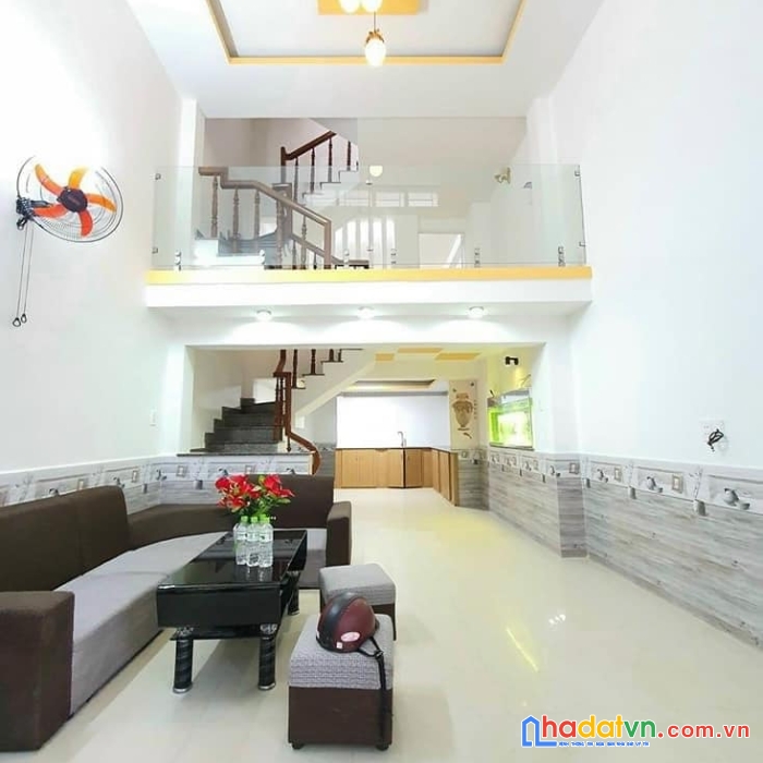 .nhà trưng nữ vương, k trước nhà 4m, 40m2, 2.5 tầng, 2.x tỷ