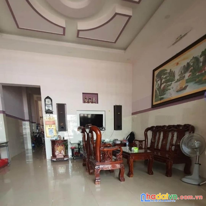 Nhà 3 tầng , kiệt ô tô, trung tâm của quận hải châu, chỉ 3 tỷ x