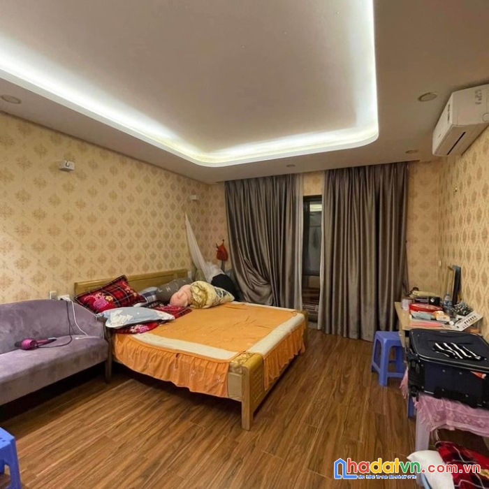 Chính chủ bán nhà cát linh 43m2 giá bán 4,8 tỷ gần ngã tư