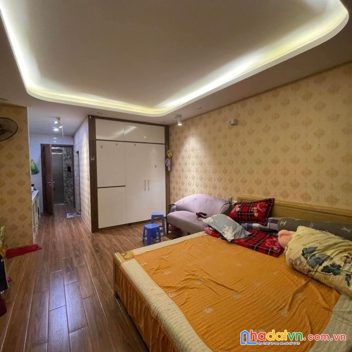 Chính chủ bán nhà cát linh 43m2 giá bán 4,8 tỷ gần ngã tư