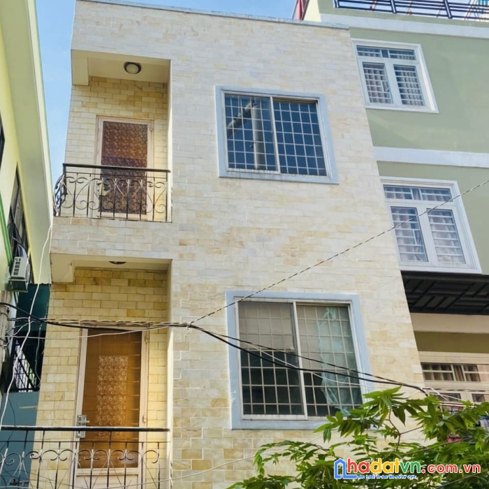 Nhà 3 mt điện biên phủ xe hơi tiếp cận - 4 x 11 - giá chỉ 5.1 tỷ