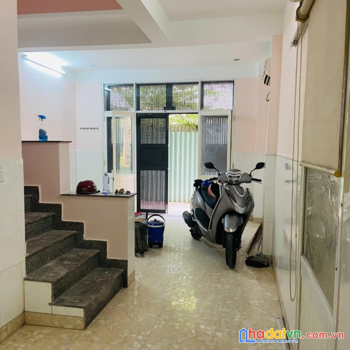 Nhà 3 mt điện biên phủ xe hơi tiếp cận - 4 x 11 - giá chỉ 5.1 tỷ