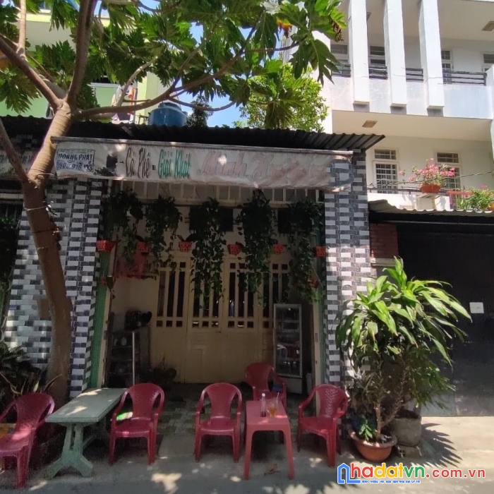 Mặt tiền nhựa 6m ngay quận ủy bình tân-ở và kinh doanh -sát tên lửa - giá đầu tư.