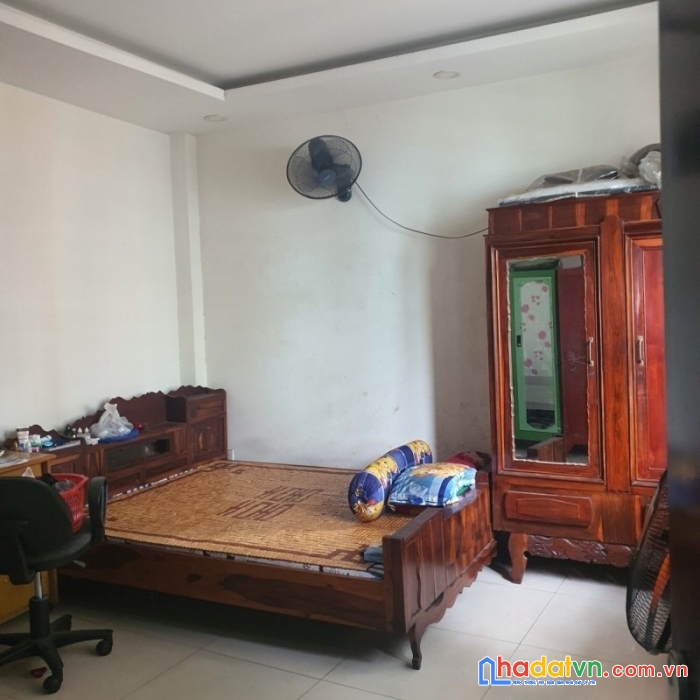 Bán nhà hxh lý thái tổ quận 10 46m2 gần cao đẳng kinh tế chỉ 6 tỷ 8