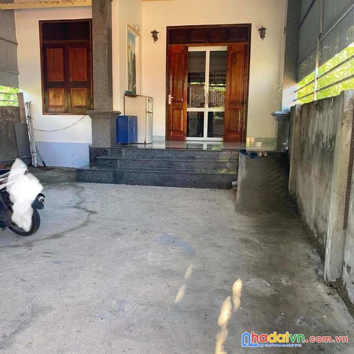 Gđ chuyển chỗ ở cần bán nhà tâm huyết xây dựng kiên cố nhà như hình