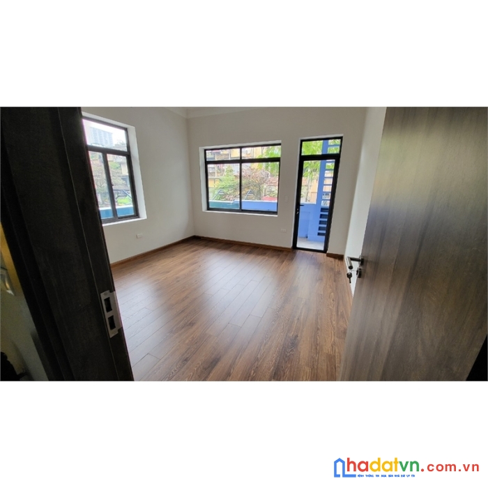 Bán nhà mặt phố nguyễn thị định, dt40m2, chỉ 17 tỷ. 0338080356
