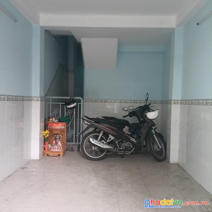 Giảm sâu 800tr. giá chỉ còn 6 tỷ - hxh bình thạnh giáp quận 1 - 30m2 - 7 phòng cho thuê. dòng tiền