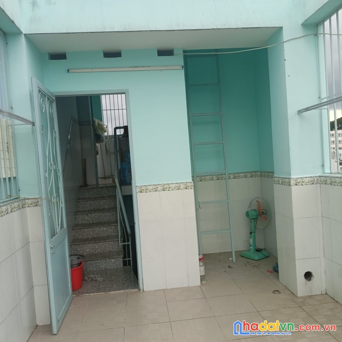 Giảm sâu 800tr. giá chỉ còn 6 tỷ - hxh bình thạnh giáp quận 1 - 30m2 - 7 phòng cho thuê. dòng tiền