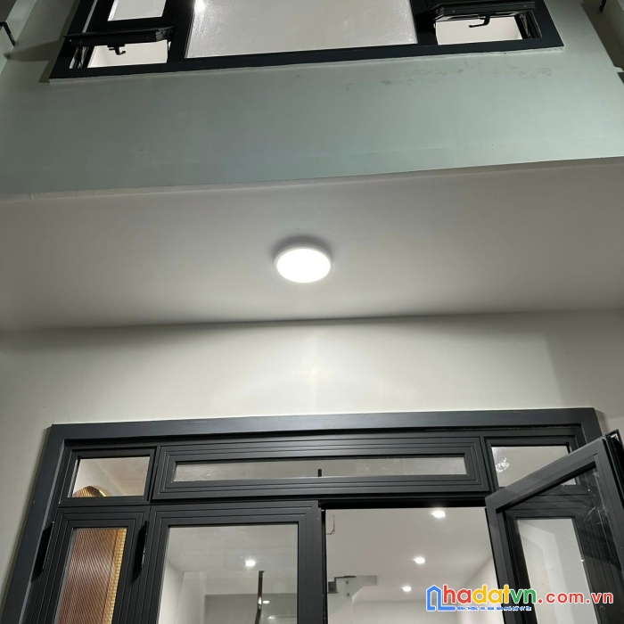 ( gấp gấp ) chỉ 2.25 tỷ - sở hữu căn nhà đẹp mới xây đường nguyễn siêu, đà lạt