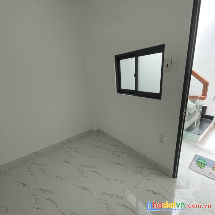 Dts 89m2, bán nhà tú mỡ phường 7 q.gò vấp 3 tầng btct, 4pn chỉ 4 tỷ 19