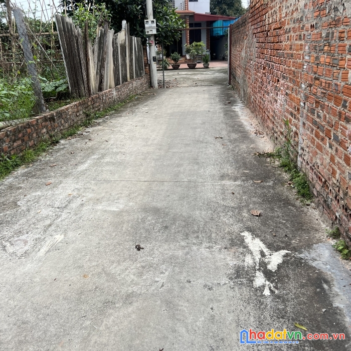 Đất nguyên khê giá chưa đến 2 tỷ ô tô con đỗ cửa 95m.mt 4.5m vuông vắn