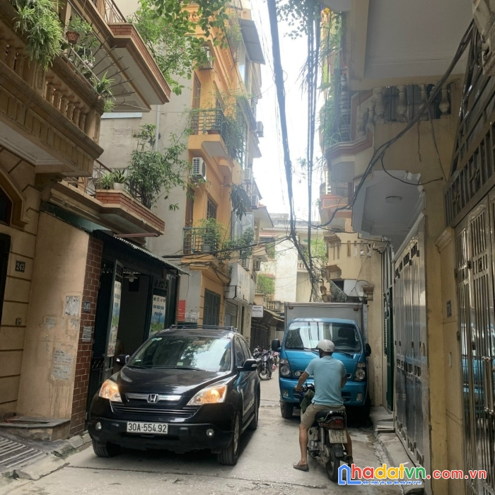 Cho thuê nhà ở hào nam, oto qua nhà, kinh doanh spa, văn phòng