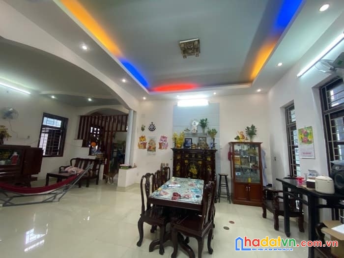 Bán nhà mặt tiền 3 mặt thoáng quận 8 hưng phú, dt 329m2 x4 tâng x 13.7 x 24m, nhĩnh 30 tỷ