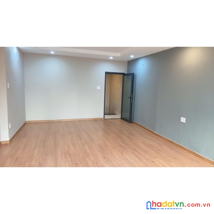 Nhà đẹp 3 tầng đường hoàng văn thụ, quận tân bình 4.4m x 11m