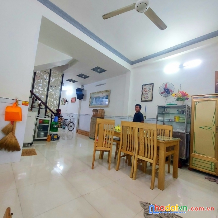 Ngộp bán nhà hxh thông trường chinh 60m2