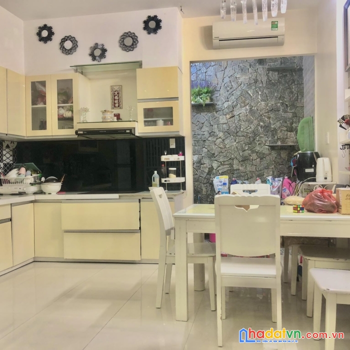 Nhà lê đình lý, 51m ra mt, kiệt ô tô thông, 50m2, 2 tầng, đẹp, kd
