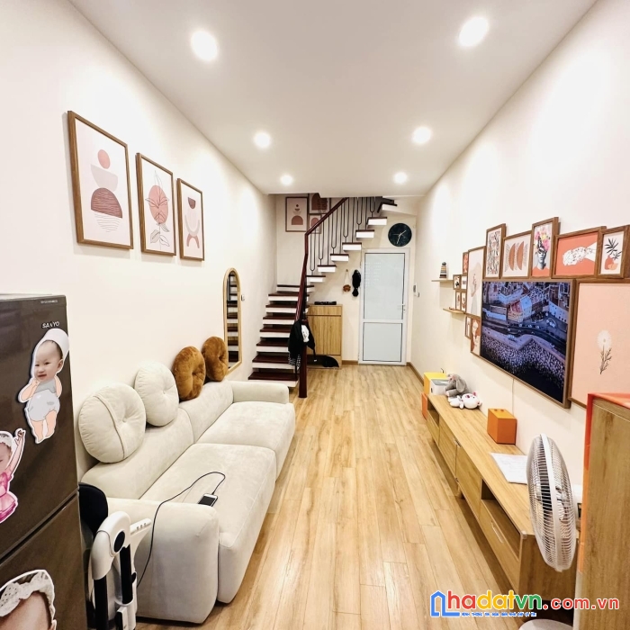 Bán nhà kim ngưu, ô tô gần, 4 ngủ, ở ngay 55m nhỉnh 4 tỷ 0901753139