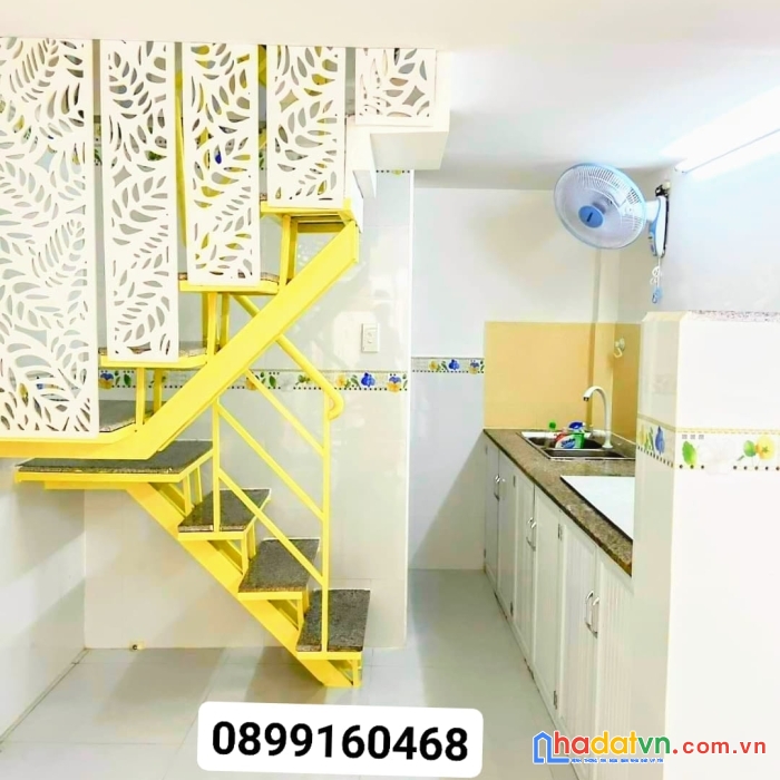 Chủ cần bán nhanh giá nhỉnh 2.45 tỷ cho căn nhà 4 lầu. thuê 7tr/th bt