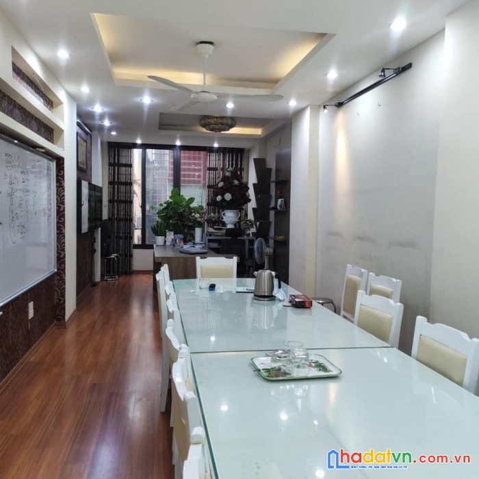 Bán nhà 7 tầng thang máy ô tô đỗ cửa, 15m ra mặt phố trường chinh, 50m tới ngã tư sở