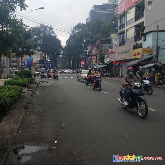 Bán nhà mt lý chính thắng 5 lầu nở hâụ. dòng tiền cho thuê 45tr/th . còn hd 3 năm.