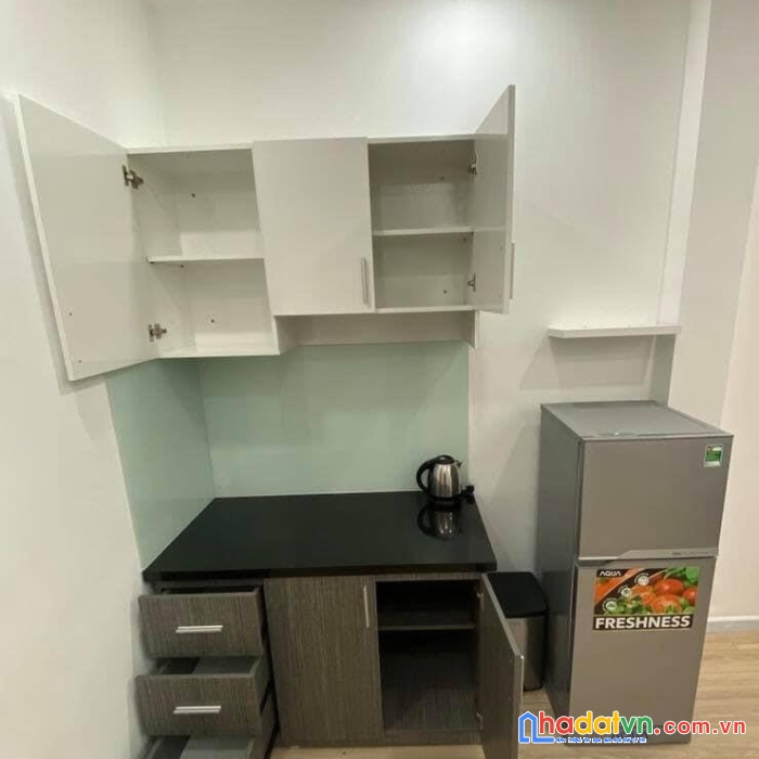 Bán nhà mt lý chính thắng 5 lầu nở hâụ. dòng tiền cho thuê 45tr/th . còn hd 3 năm.