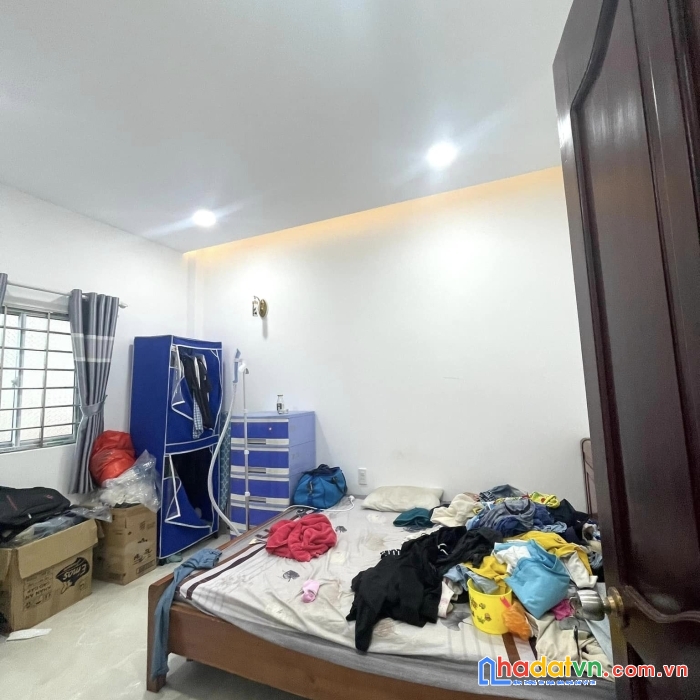 Thống nhất 50m2 sổ vuông mới ở ngay, chính chủ 20 năm, 2 mặt hẻm - dt rộng sổ vuông - nhà đẹp ở