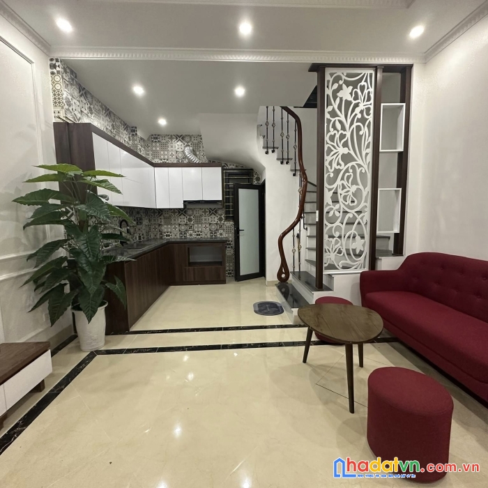 Bán gấp kim ngưu, 3 gác phóng, 4 ngủ đủ công năng, 44m x 4t, nhỉnh 3 tỷ 0901753139