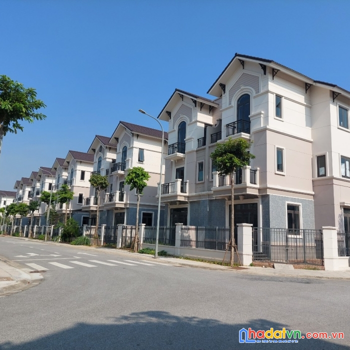 Duy nhất 1 căn btsl 135m2 centa city từ sơn giá chính chủ.